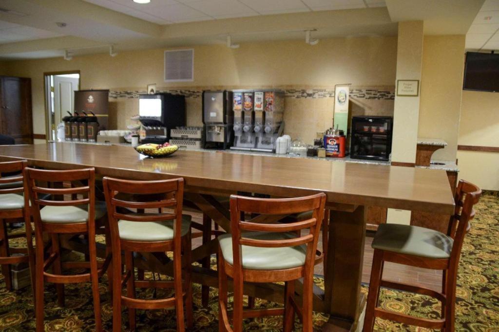 Country Inn & Suites By Radisson, Dundee, Mi Екстериор снимка